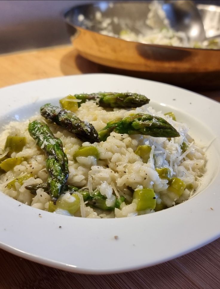 Arroz Cremoso con Espárragos Verdes
